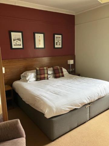 Eagle Hotel 도녹 외부 사진